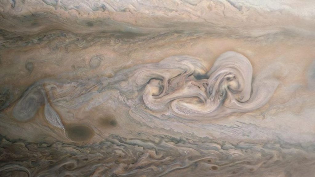 "Clyde Spot" di Jupiter mulai terlihat sangat aneh