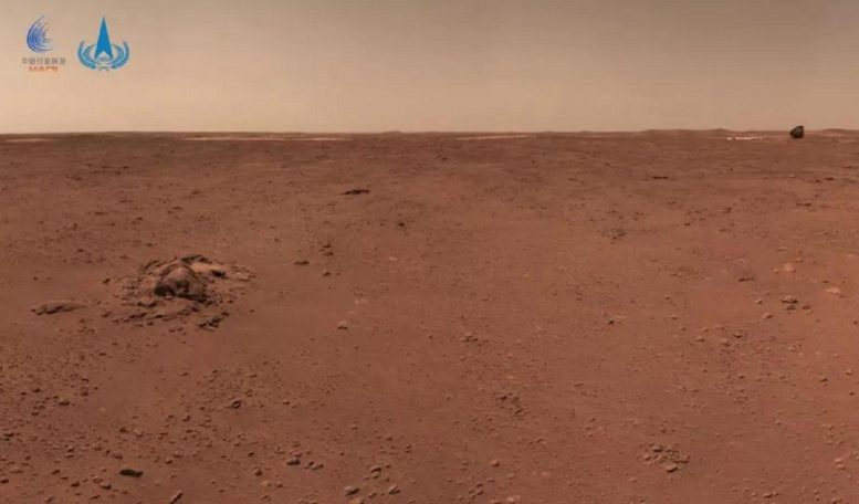  Gambar  baru  Mars dari Zhurong Rover China