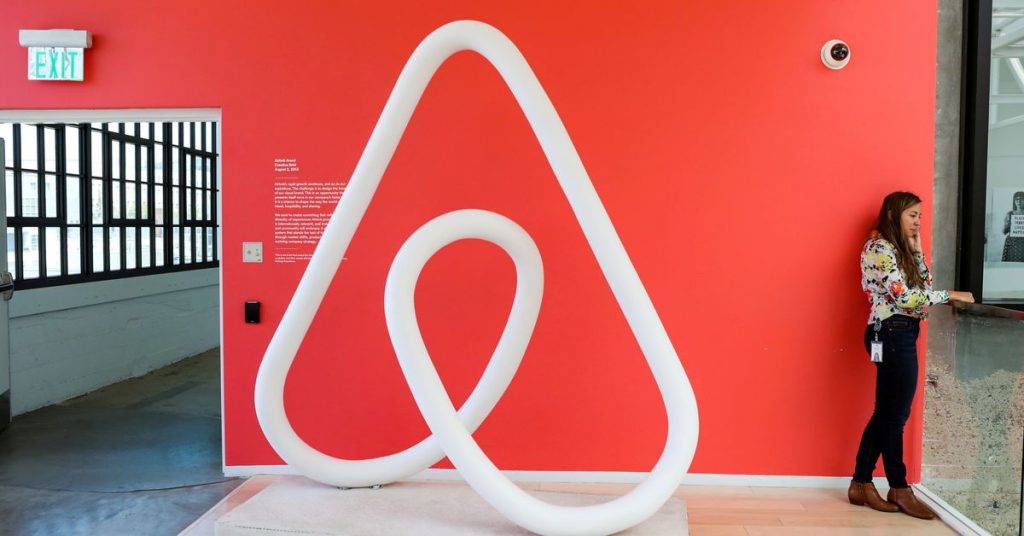 Airbnb menjanjikan rekor kuartal ketiga, tetapi memperingatkan dampak delta
