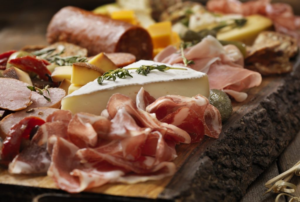 Wabah Salmonella terkait dengan daging Italia menginfeksi lusinan: CDC