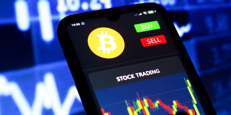 Bitcoin trading crypto cryptocurrency phone retail trader