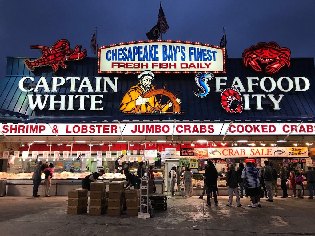 Captain White Seafood Market meninggalkan dermaga selamanya