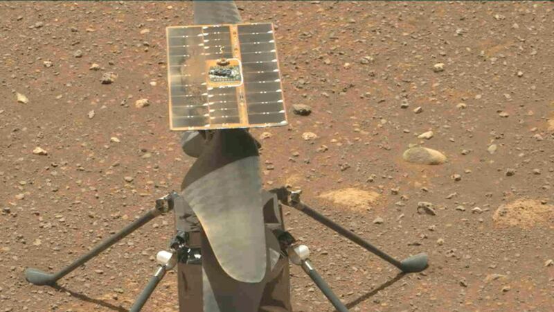 This is the best video of creativity flying over Mars