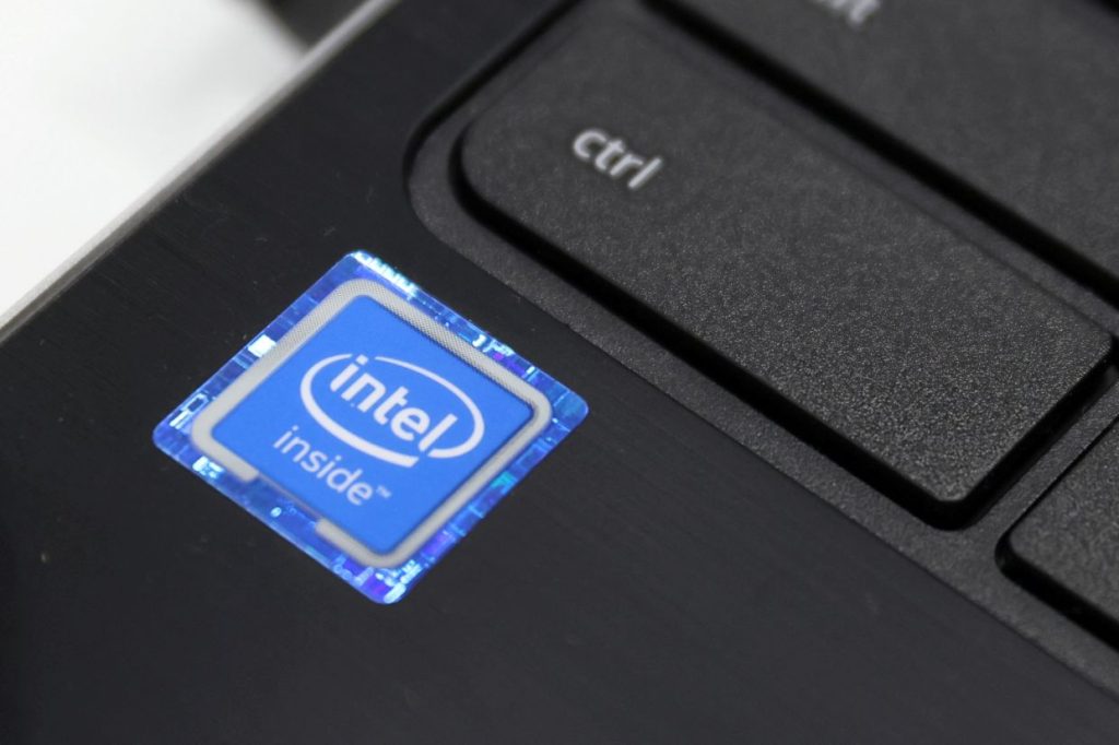 Intel menginvestasikan $7 miliar di pabrik baru di Malaysia, menciptakan 9.000 pekerjaan
