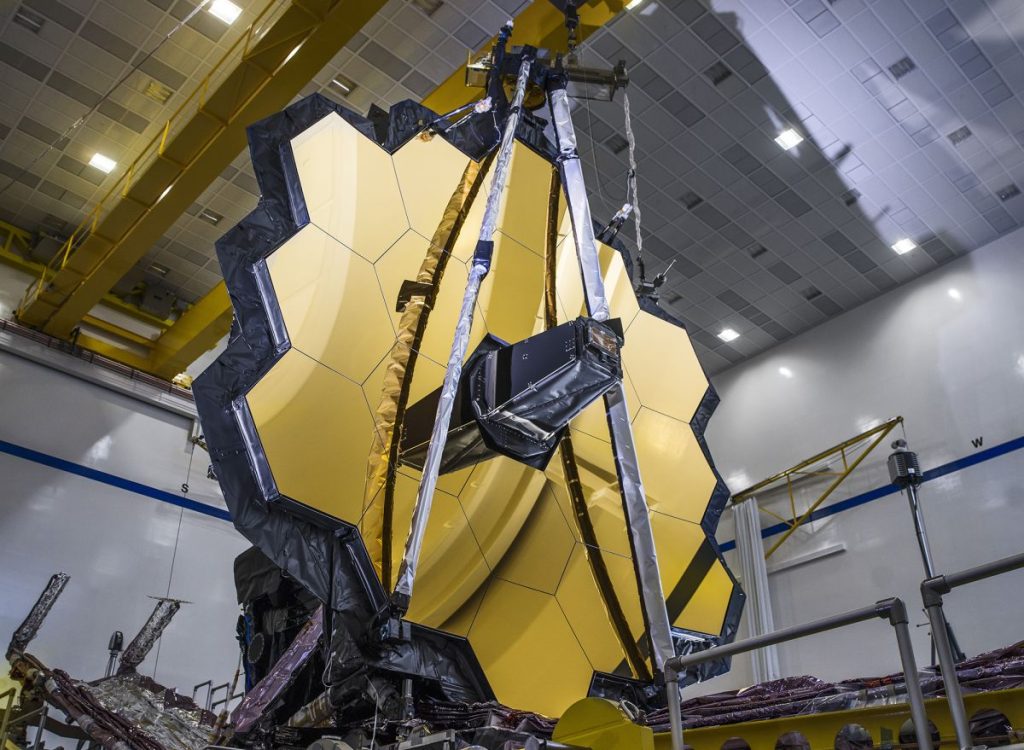 Teleskop Luar Angkasa James Webb Diluncurkan: Pembaruan Langsung