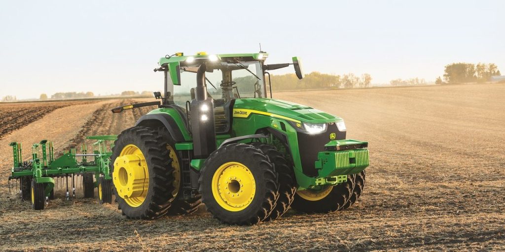 Deere memproduksi traktor yang sepenuhnya otonom di CES