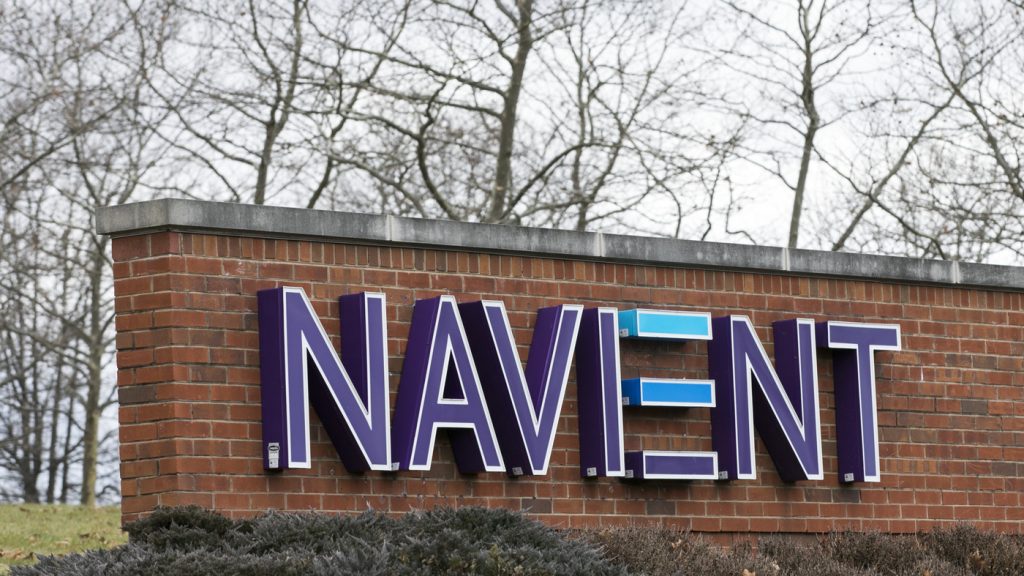 Navient mencapai kesepakatan untuk membatalkan $1,7 miliar saldo pinjaman mahasiswa: NPR