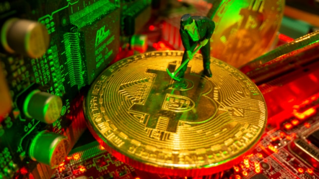 Rusia mengusulkan RUU crypto baru untuk mengatur penambangan bitcoin meskipun ada peringatan dari bank sentral