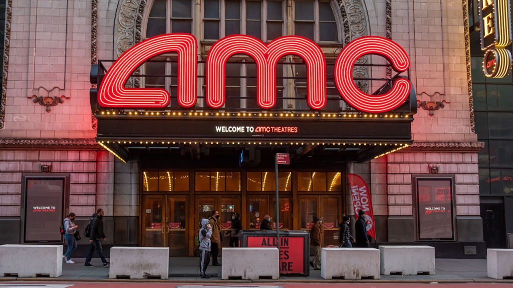 Bioskop AMC Menyusut Rugi Kuartal Keempat pada Rebound Pendapatan – The Hollywood Reporter
