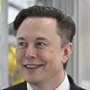 Elon Musk memberi tahu karyawan untuk kembali ke kantor 40 jam seminggu — atau berhenti