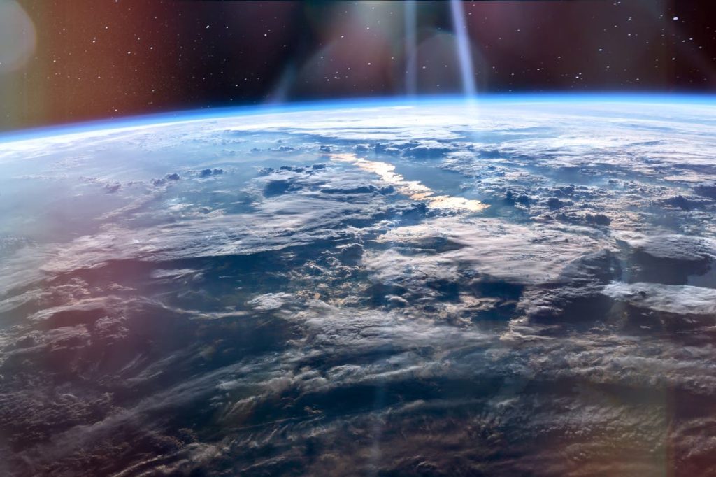 Penemuan lubang ozon "besar" yang tak terduga di atas daerah tropis