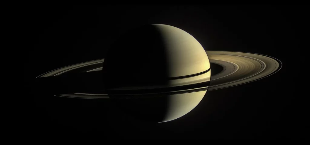 Cincin Saturnus berukuran kecil dan dapat menghilang dengan cepat