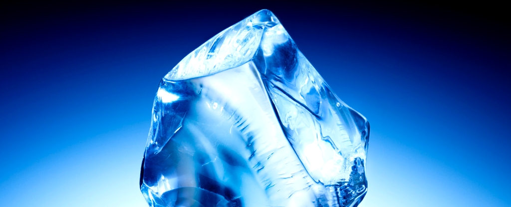Penemuan es berbentuk aneh yang hanya mencair pada suhu yang sangat panas
