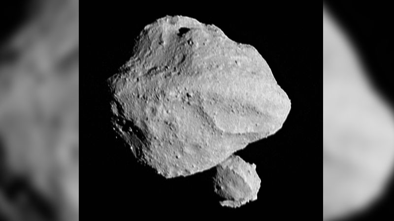 Misi NASA menangkap gambar pasangan asteroid yang mengejutkan