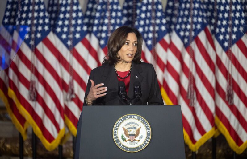 Wakil Presiden Kamala Harris berbicara pada pertemuan Dewan Antariksa Nasional pada hari Rabu di Washington.