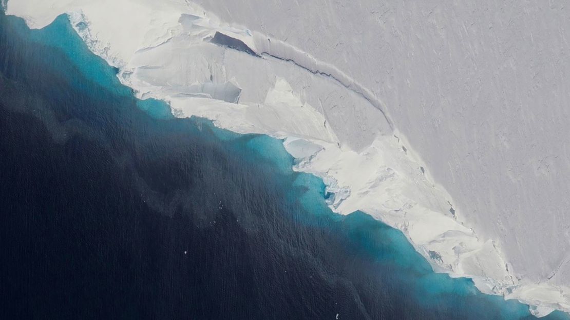 Foto Gletser Thwaites yang tidak bertanggal di Antartika.