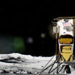 Pendaratan Amerika di bulan pertama sejak tahun 1972 dijadwalkan berlangsung hari ini saat pesawat ruang angkasa mendekati permukaan bulan