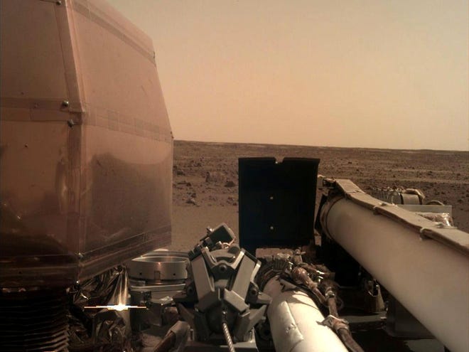 Gambar menunjukkan bahwa robot mati di Mars masih melakukan pekerjaan yang bermanfaat bagi NASA