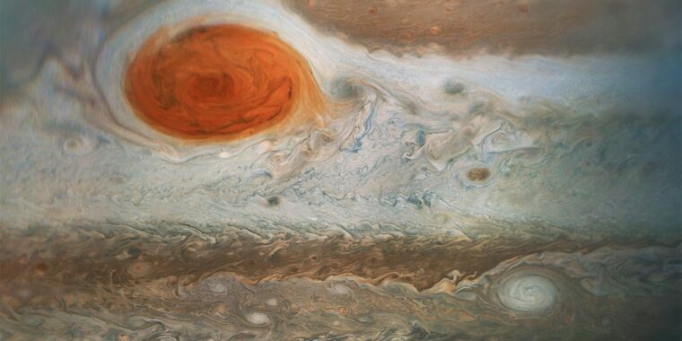 Para astronom yakin mereka telah menemukan bagaimana dan kapan titik merah Jupiter terbentuk