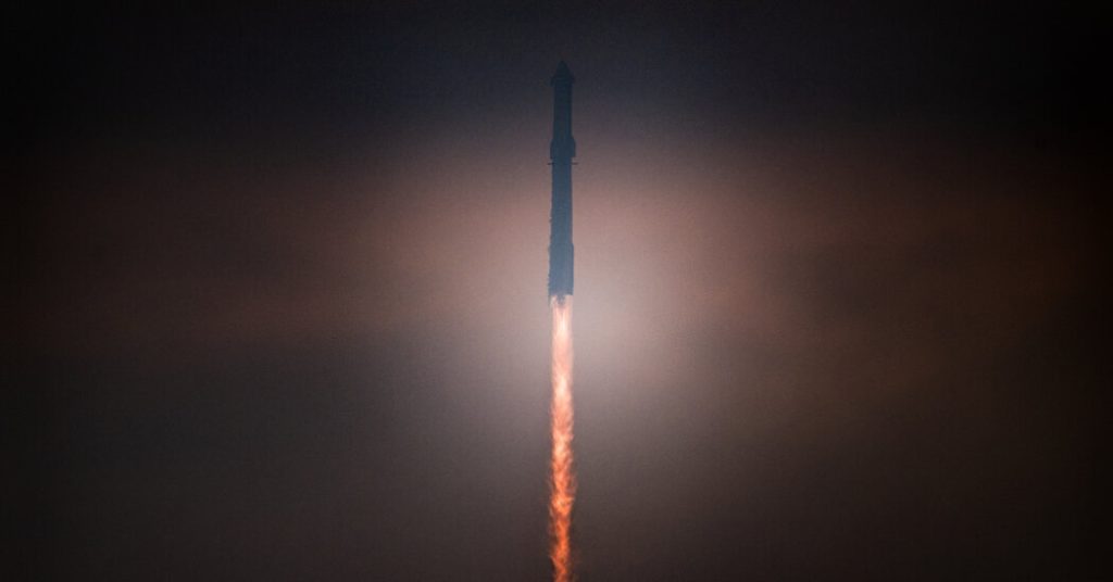Roket Starship SpaceX berhasil menyelesaikan pengembalian pertamanya dari luar angkasa
